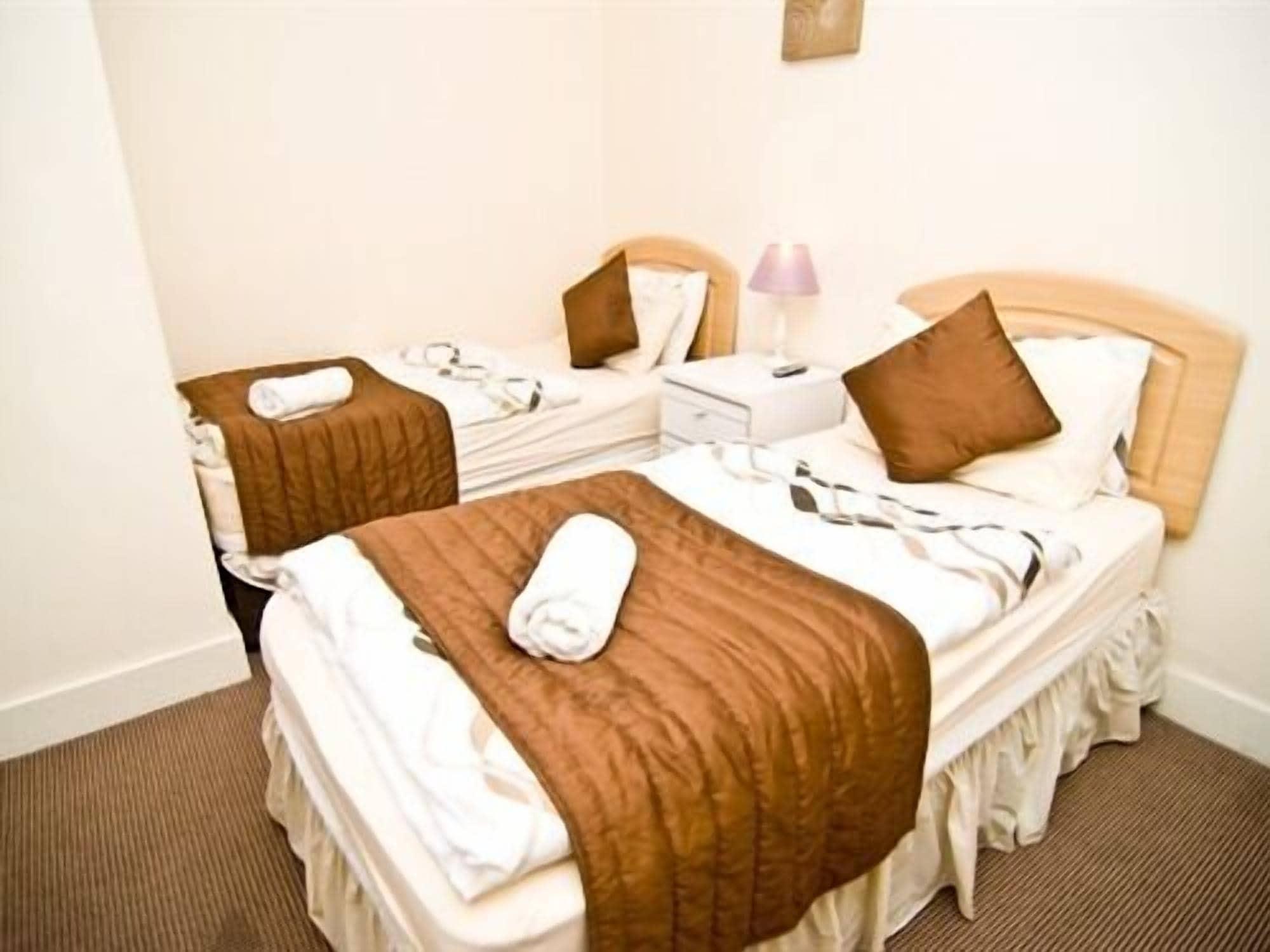 Skylark Guest house 3*