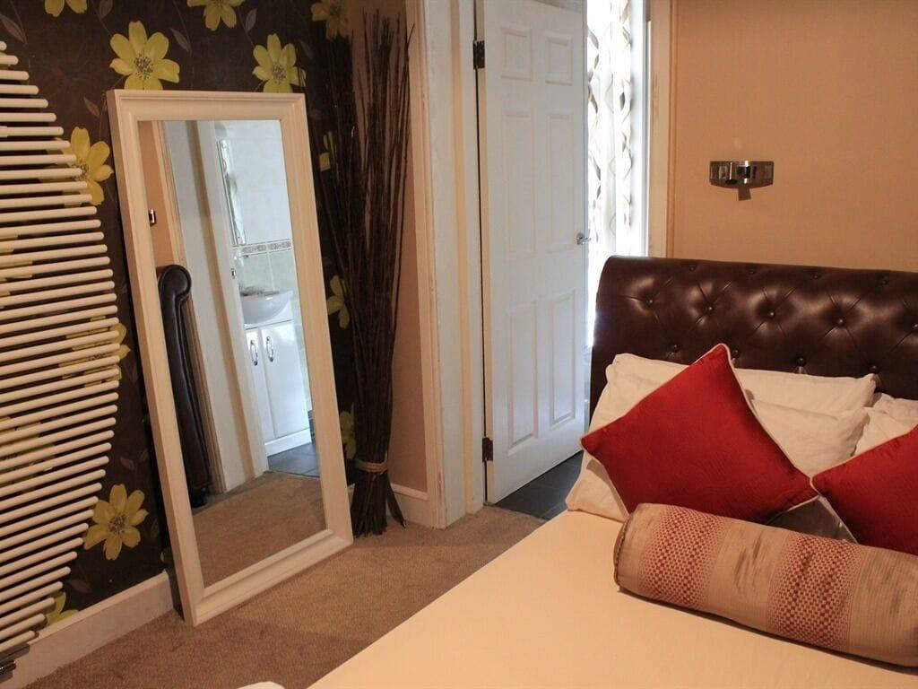 Skylark Guest house Hounslow