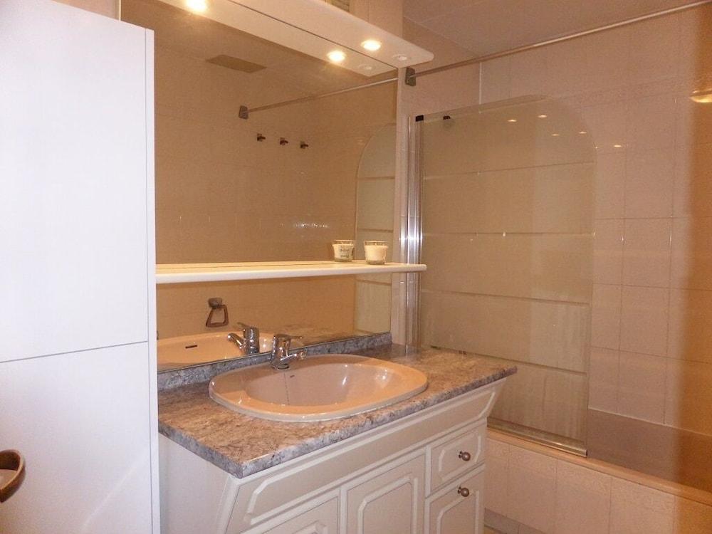 Skylark Hounslow