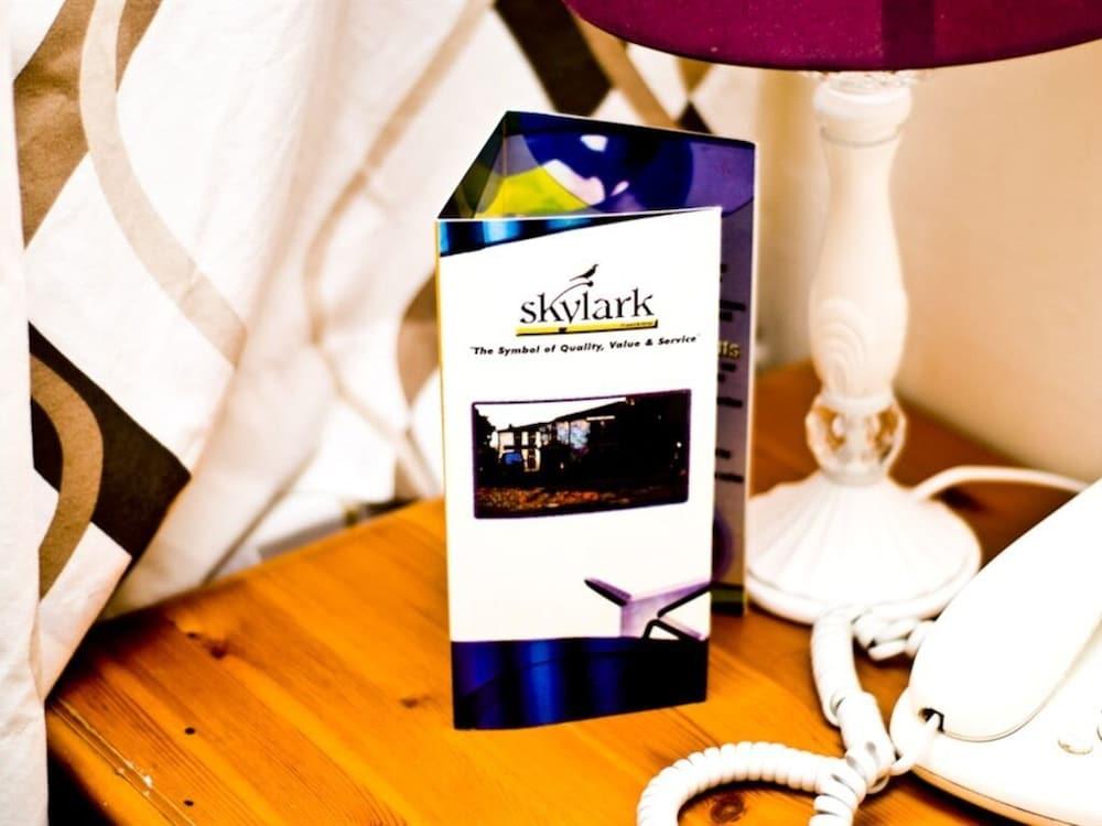 Skylark Guest house Hounslow