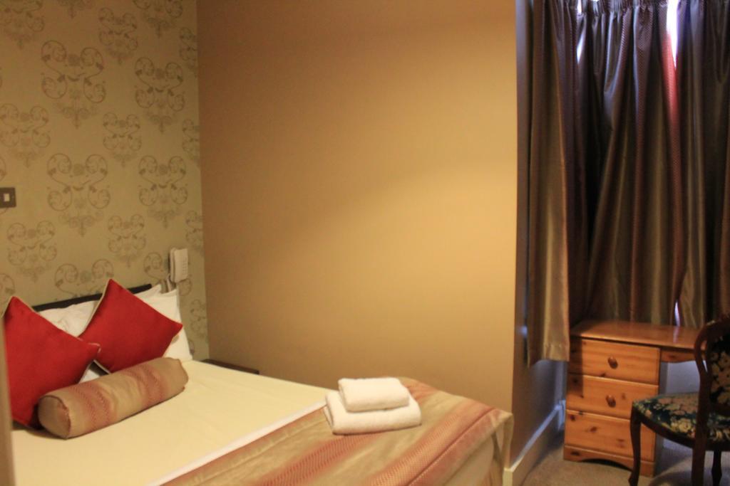 Skylark Guest house