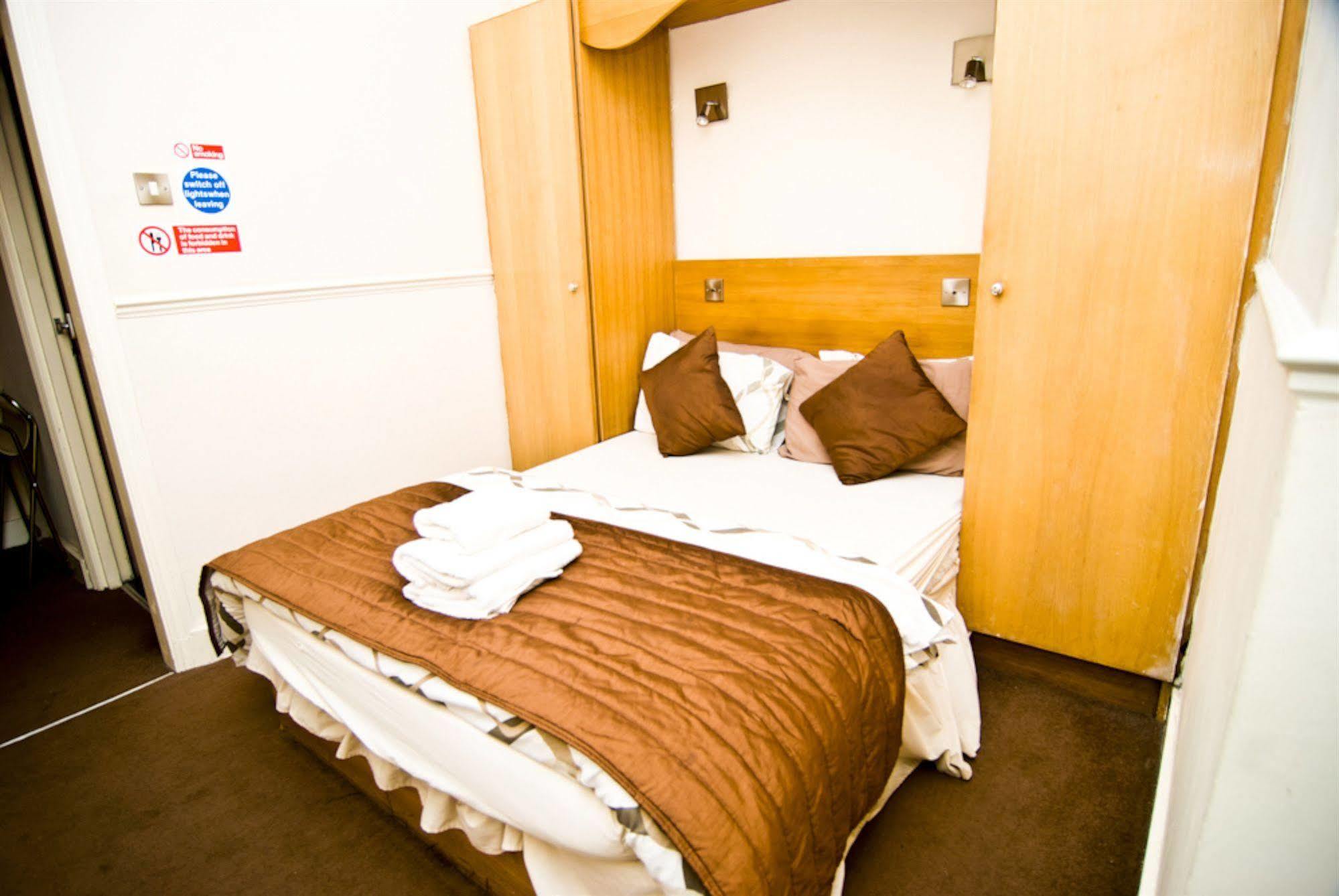 Guest house Skylark