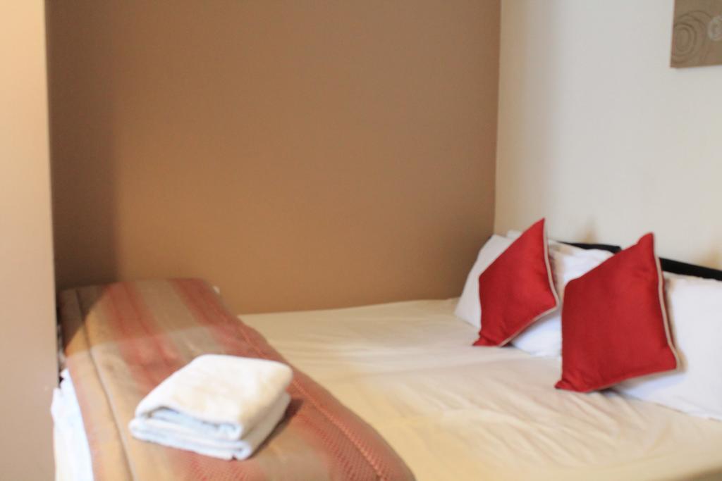 Guest house Skylark 3*