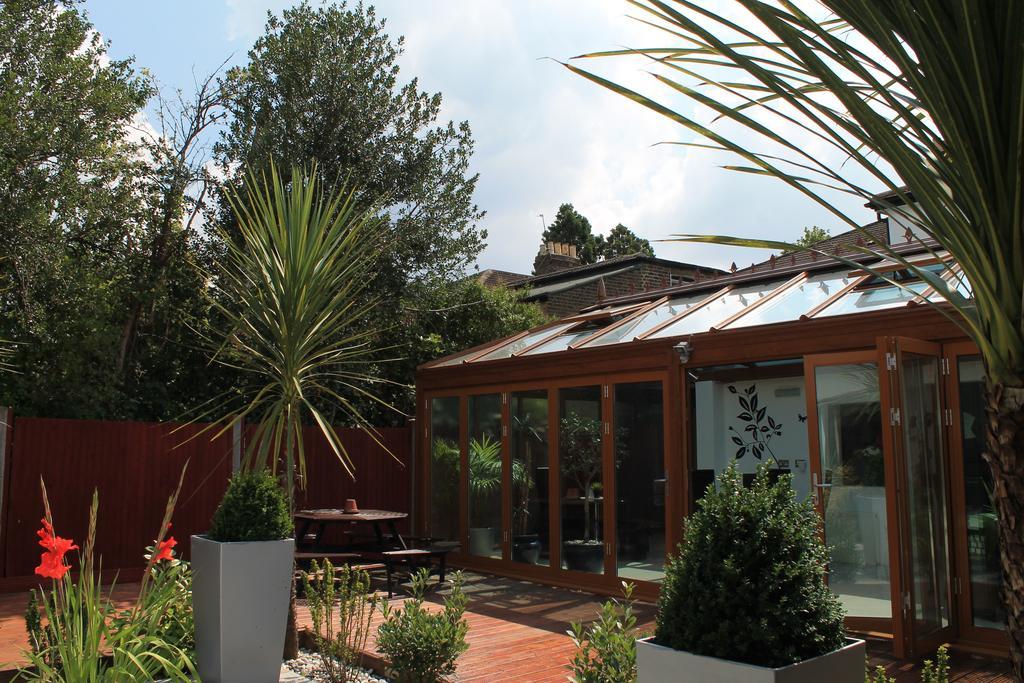 Skylark Guest house 3*