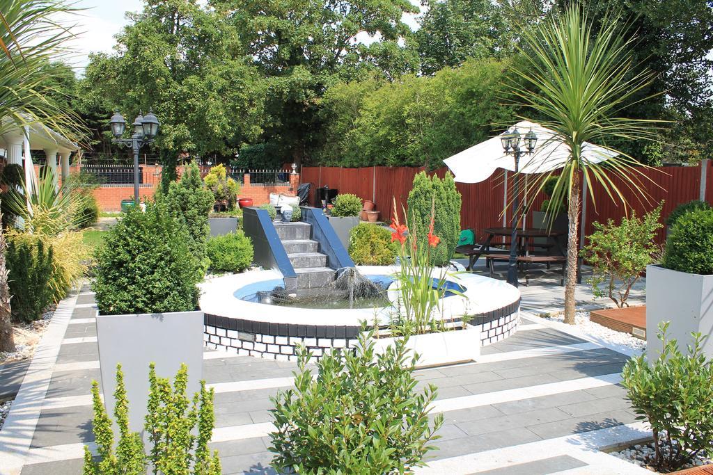 Skylark Guest house Hounslow